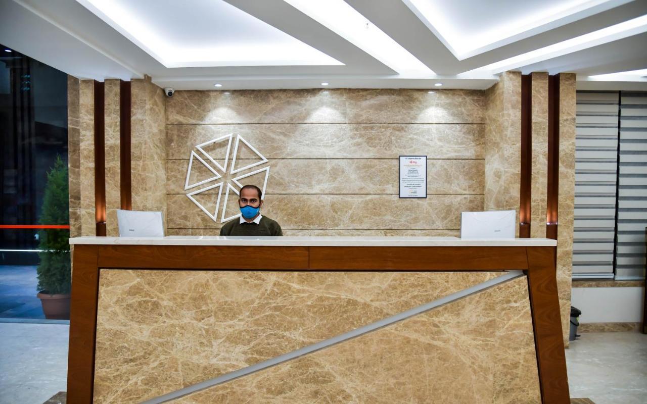 Shree Ganga Smb Hotels Ujjain Eksteriør bilde