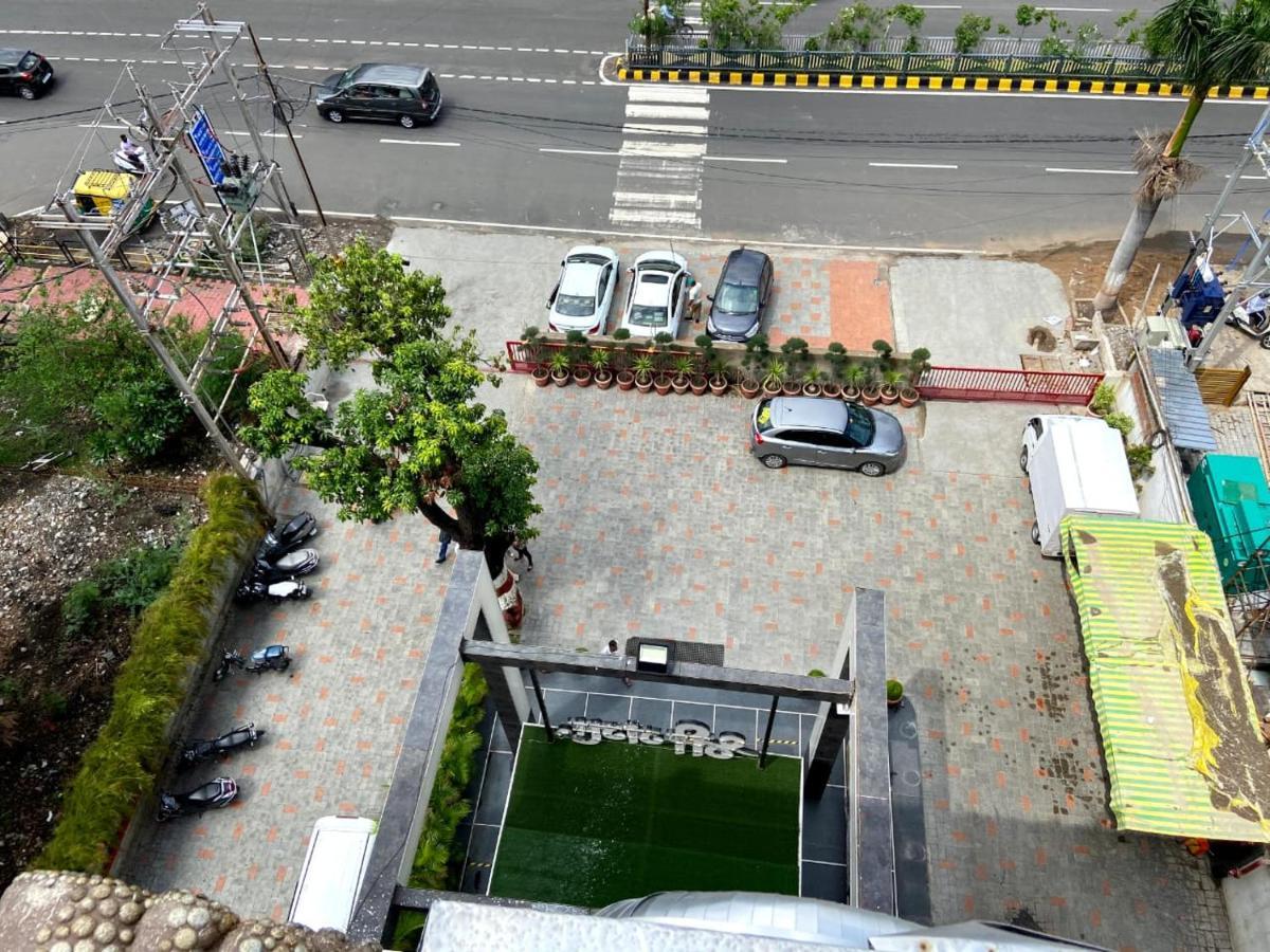 Shree Ganga Smb Hotels Ujjain Eksteriør bilde